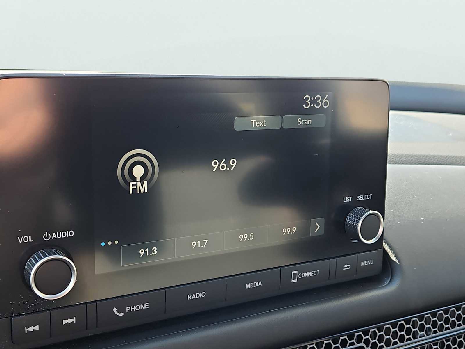 Used 2024 Honda HR-V Sport image 16