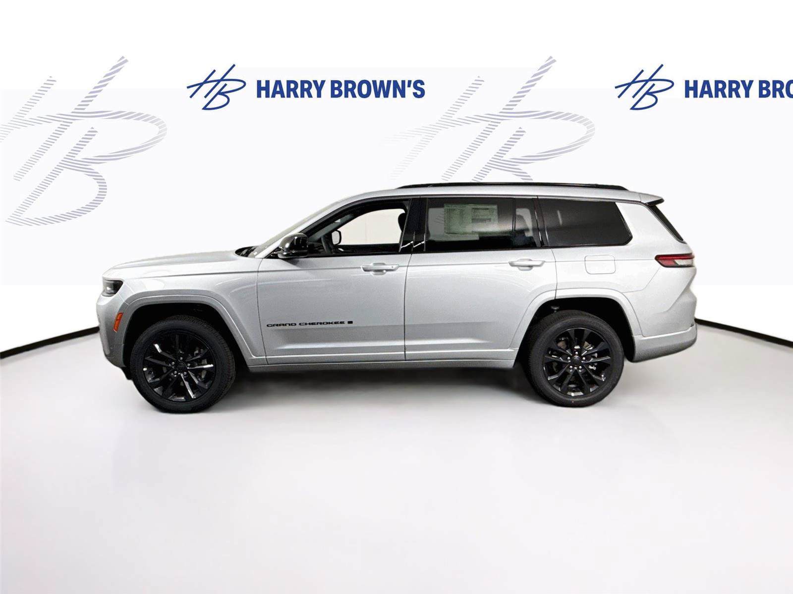 New 2026 Jeep Grand Cherokee L Limited AWD/4WD image 30