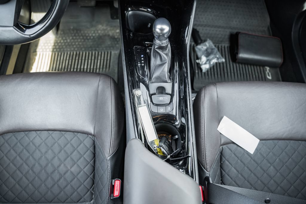 Used 2019 Toyota C-HR Limited FWD image 26