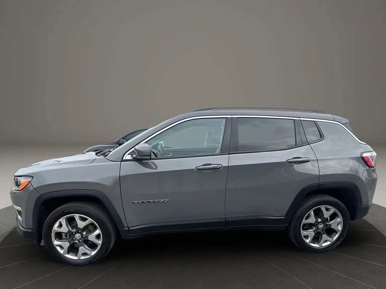Used 2020 Jeep Compass Limited image 8