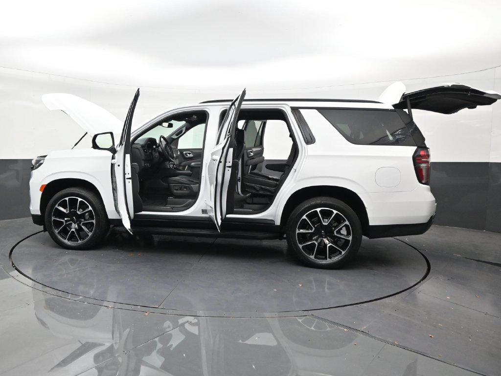 Used 2023 Chevrolet Tahoe RST w/ Luxury Package RWD image 30