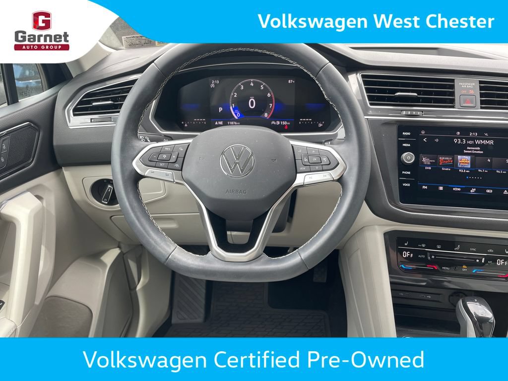 Certified 2023 Volkswagen Tiguan SE FWD image 14
