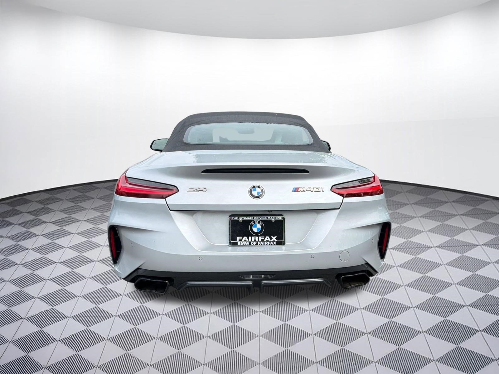 Used 2021 BMW Z4 M40i w/ Executive Package RWD image 10