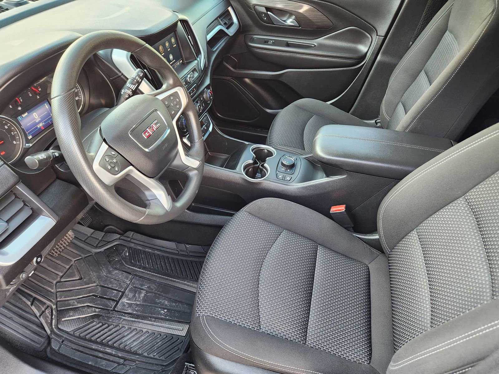Used 2022 GMC Terrain SLE w/ Driver Convenience Package image 13