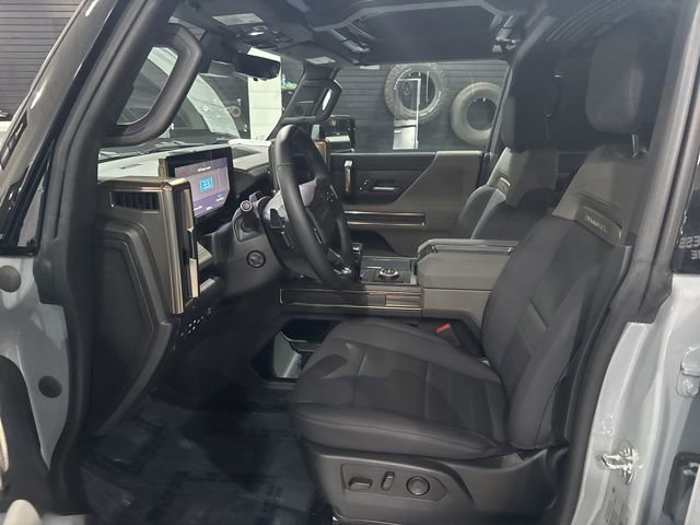 Certified 2025 GMC Hummer EV 2X image 10