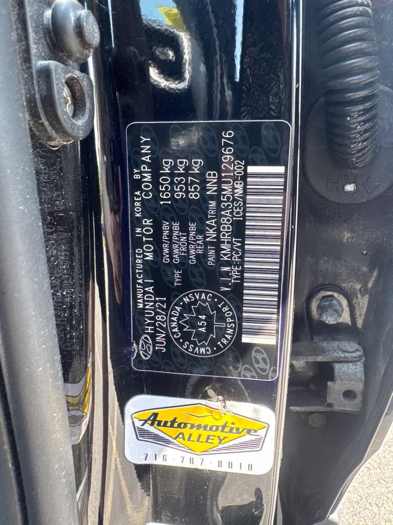 Used 2021 Hyundai Venue SE FWD image 23