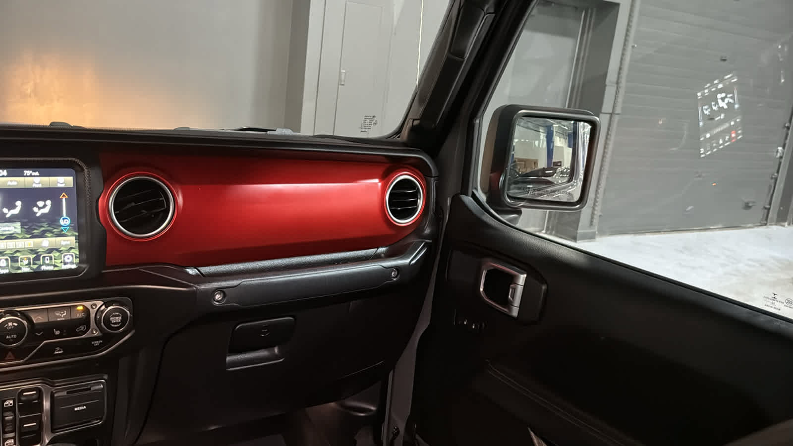 Used 2022 Jeep Gladiator Rubicon w/ Cold Weather Group AWD/4WD image 28