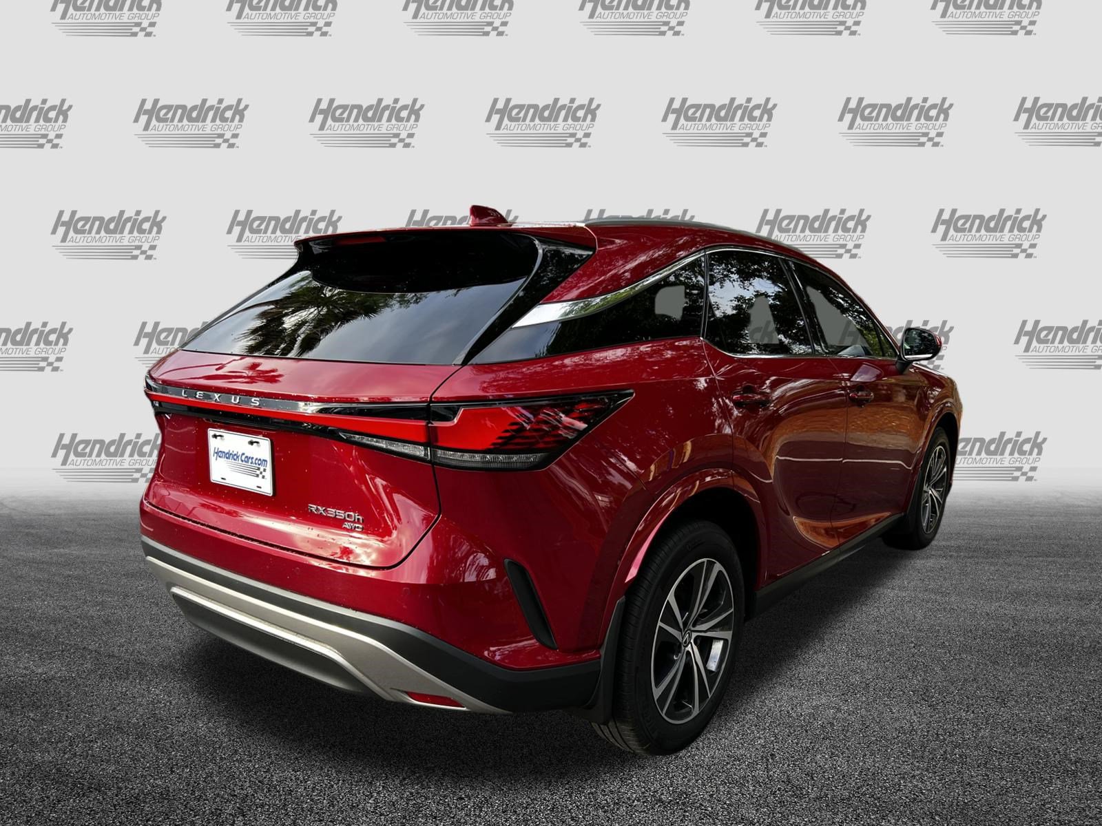 Used 2024 Lexus RX 350h w/ Convenience Package AWD/4WD image 9