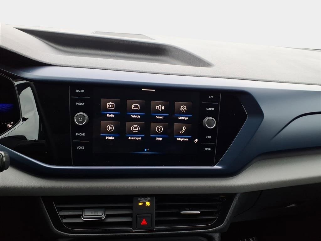 Used 2022 Volkswagen Taos SE image 17