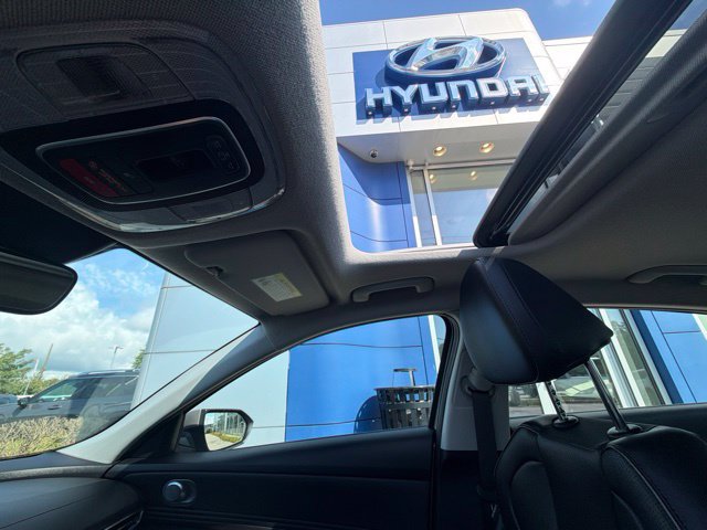 Used 2024 Hyundai Elantra Limited FWD image 27