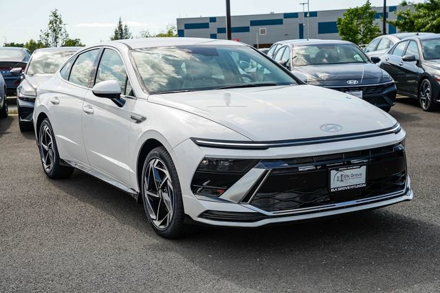 New 2026 Hyundai Sonata SEL FWD image 6