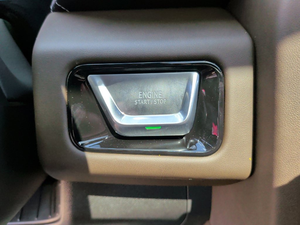 New 2026 GMC Yukon Denali Ultimate AWD/4WD image 25