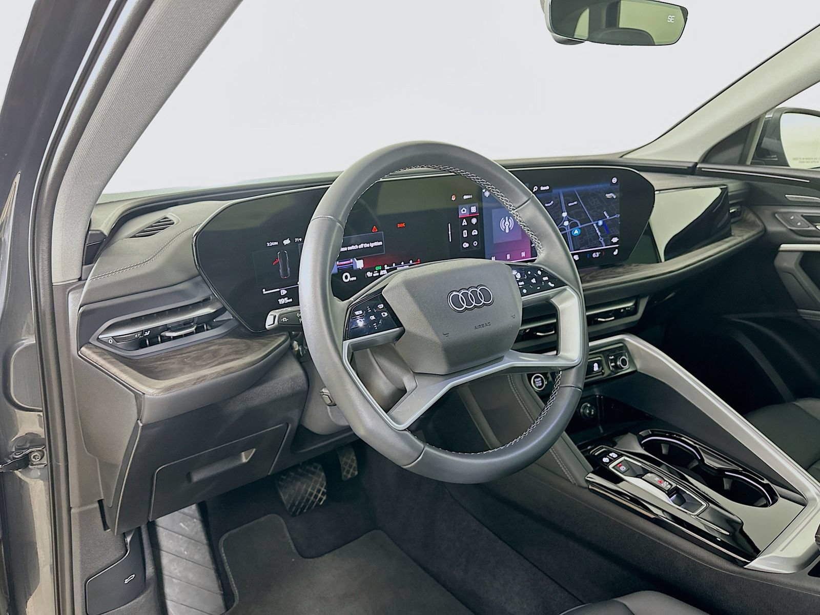 Used 2025 Audi Q5 Premium Plus w/ Premium Plus AWD/4WD image 31