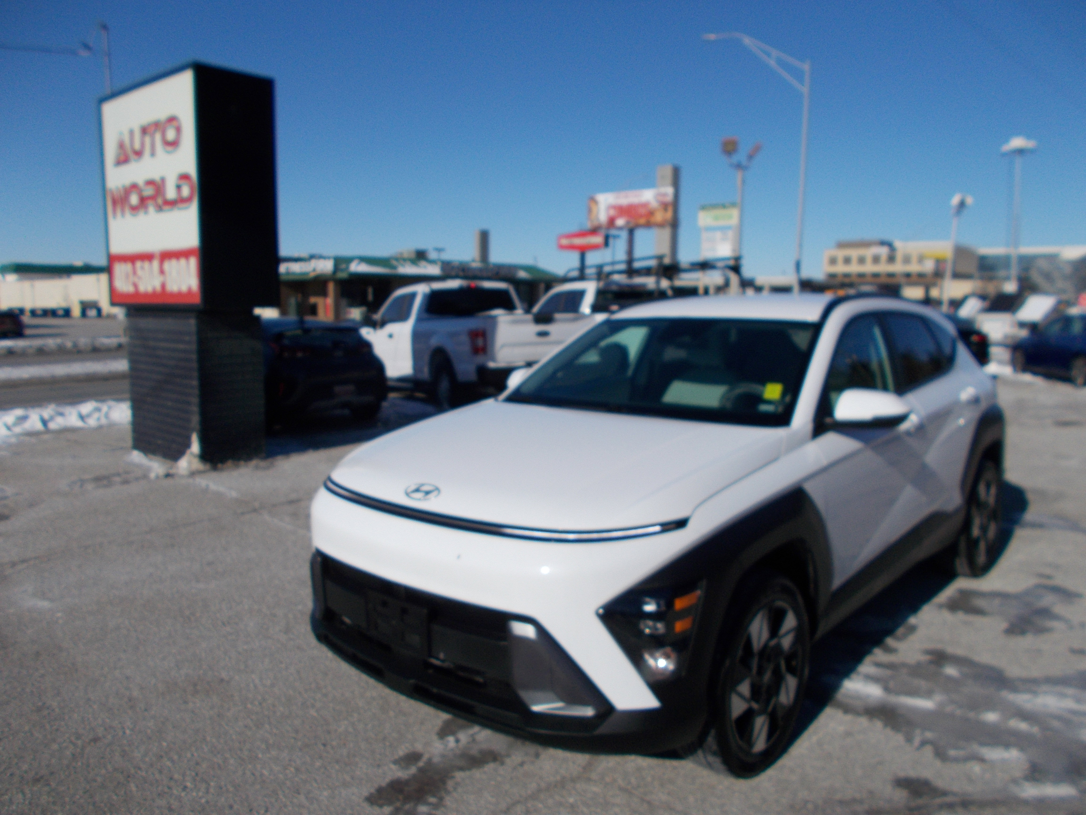Used 2024 Hyundai Kona SEL w/ Convenience Package