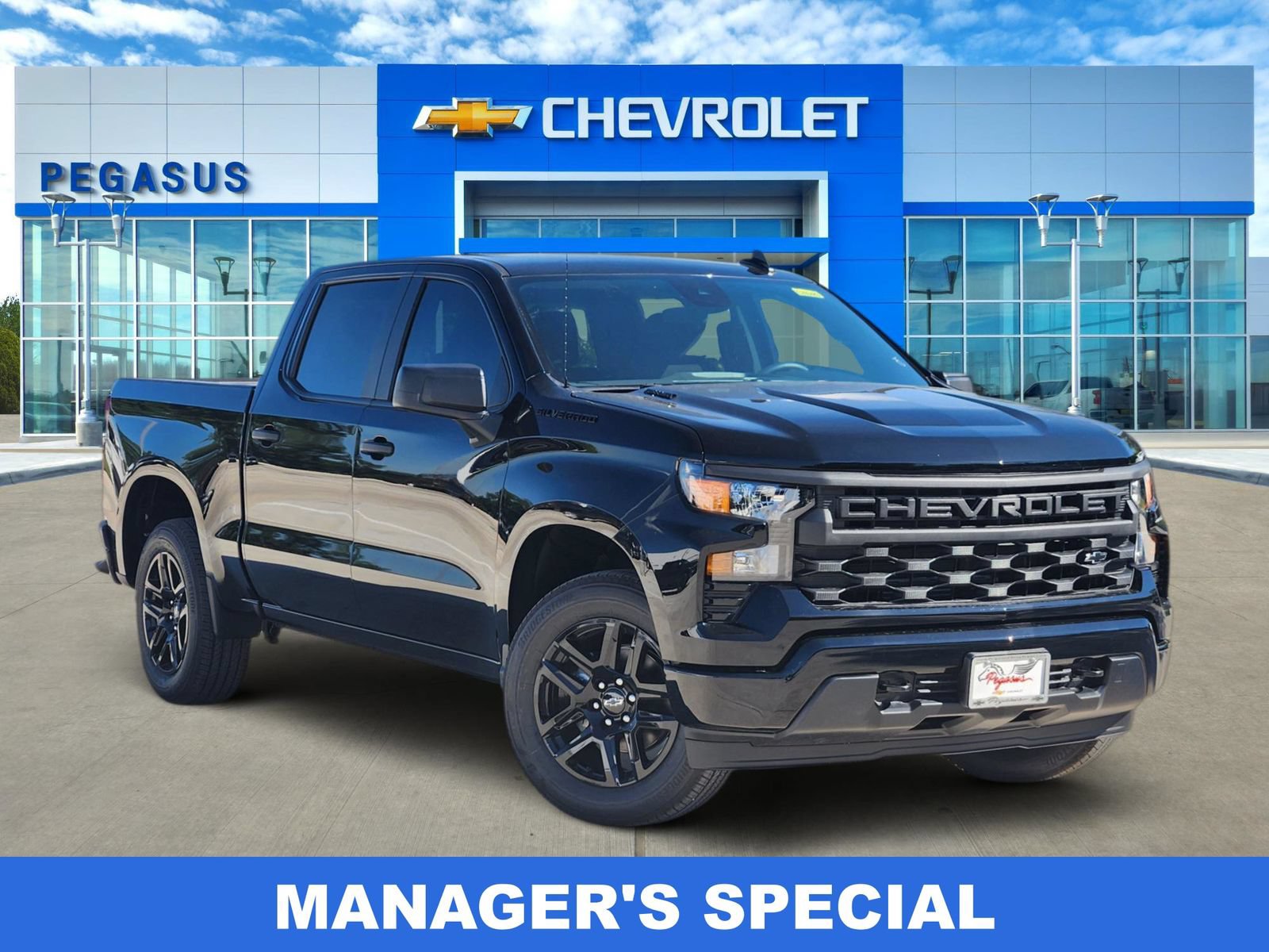 New 2026 Chevrolet Silverado 1500 Custom w/ LPO, Dark Essentials Package