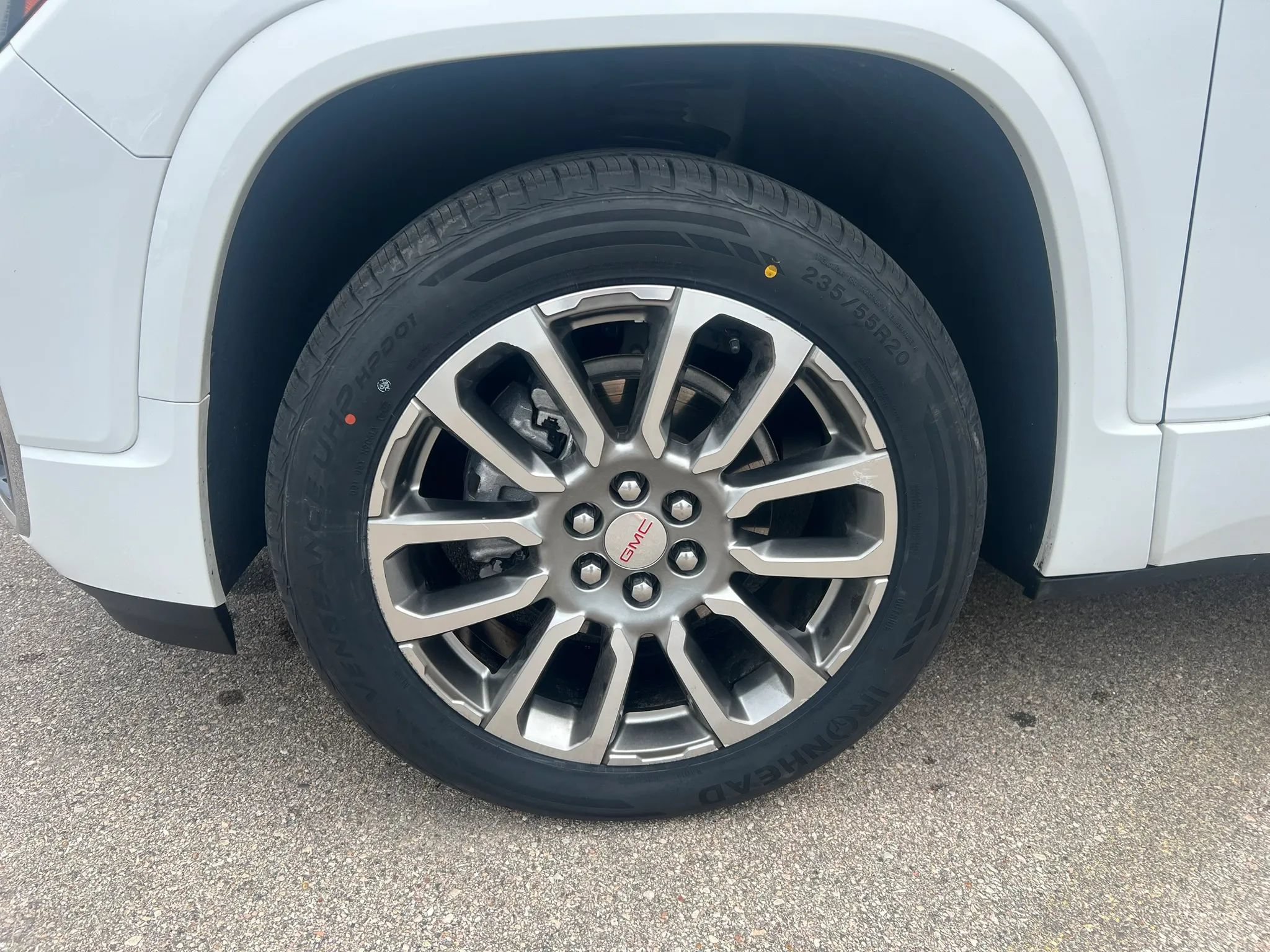 Used 2023 GMC Acadia Denali AWD/4WD image 17