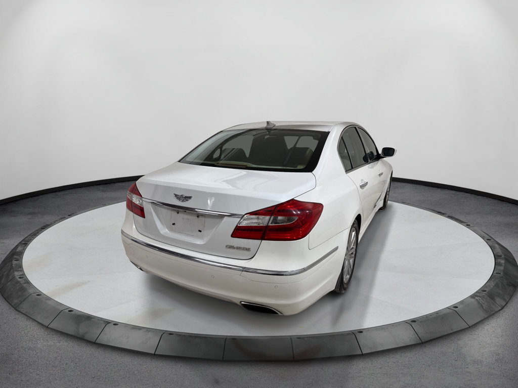 Used 2012 Hyundai Genesis 3.8 w/ Premium Pkg RWD image 6