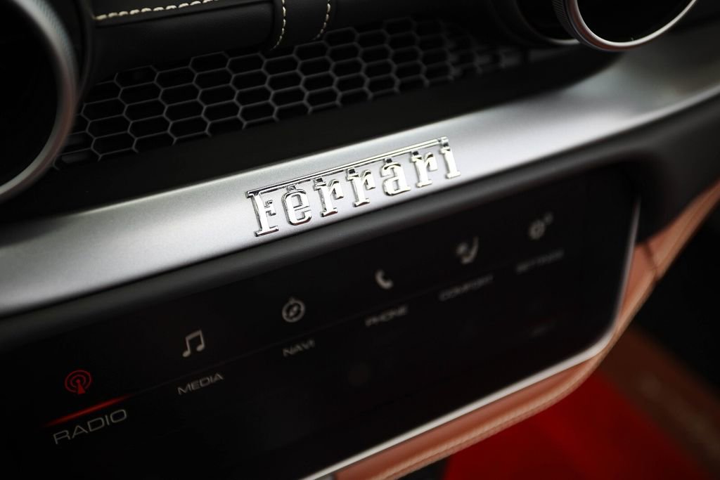 Certified 2023 Ferrari Portofino M image 40