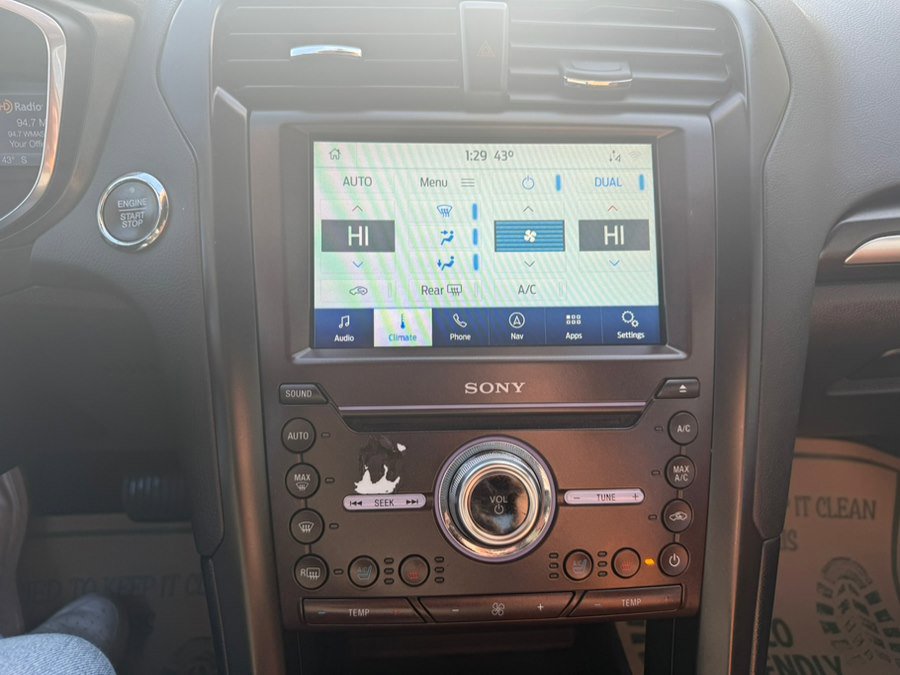 Used 2020 Ford Fusion Titanium image 18