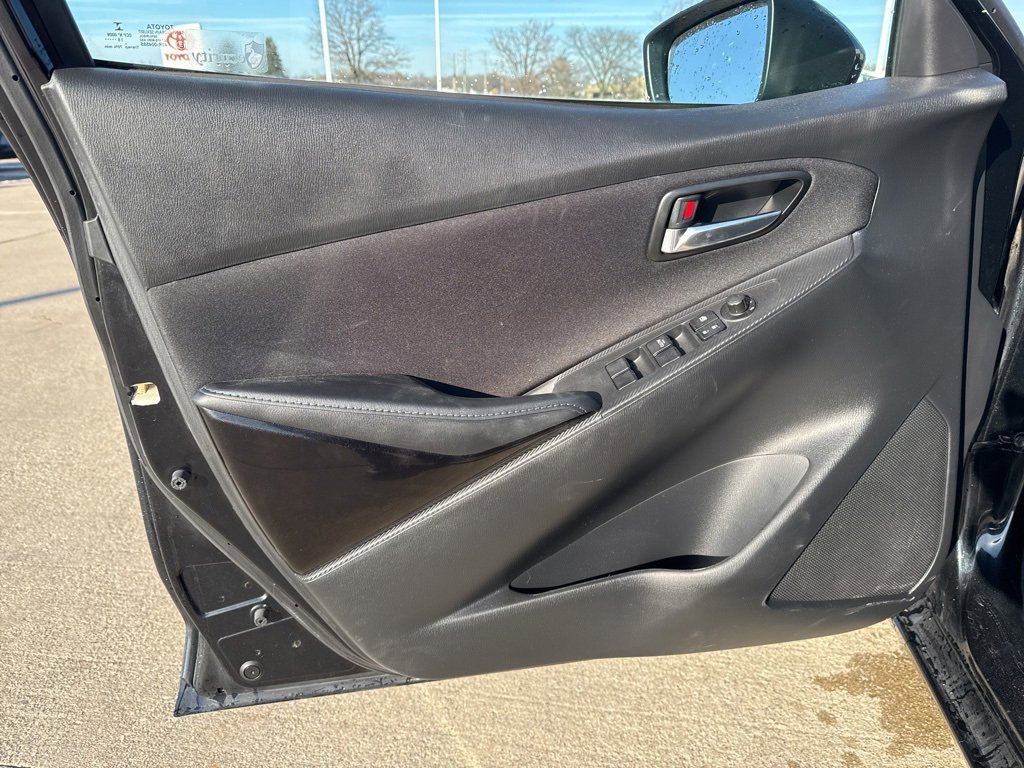 Used 2017 Toyota Yaris iA image 17