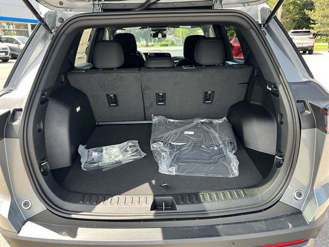 New 2026 Chevrolet Equinox LT AWD/4WD image 5