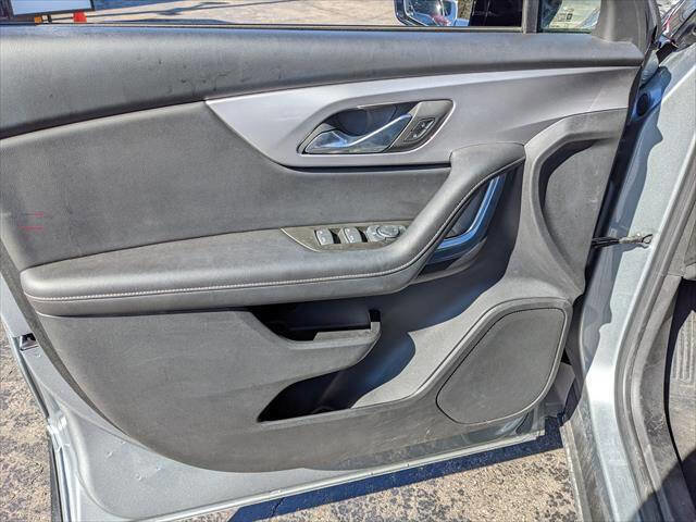 Used 2023 Chevrolet Blazer LT w/ Midnight/Sport Edition image 11