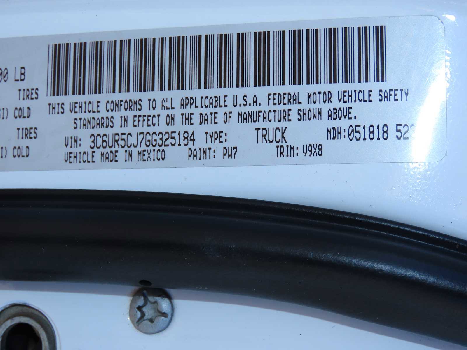 Used 2016 RAM 2500 Tradesman w/ Chrome Appearance Group AWD/4WD image 33