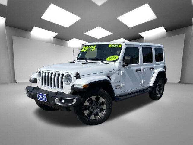Used 2019 Jeep Wrangler Unlimited Sahara w/ Advanced Safety Group image 2