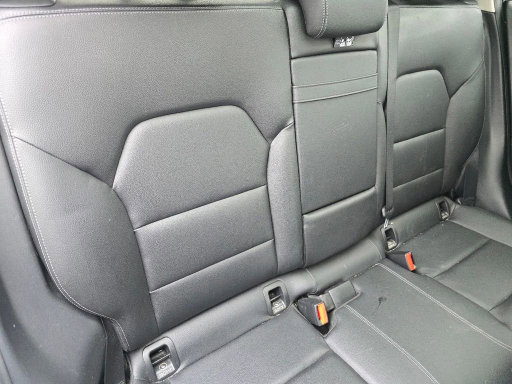 Certified 2020 Mercedes-Benz GLA 250 4MATIC image 22