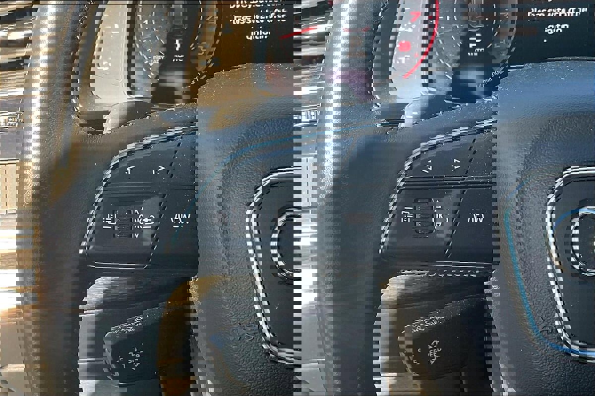 Used 2019 Audi Q8 Premium image 18