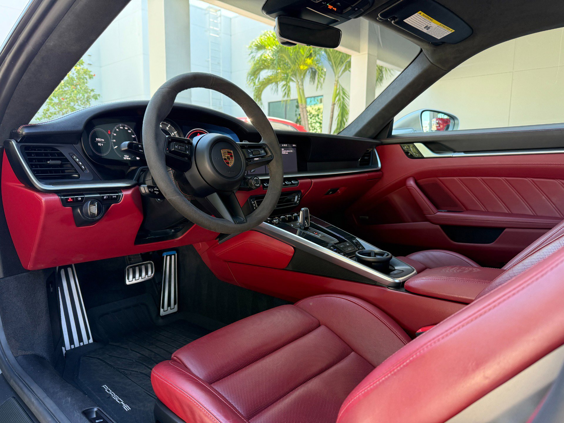 Used 2021 Porsche 911 Turbo S image 21