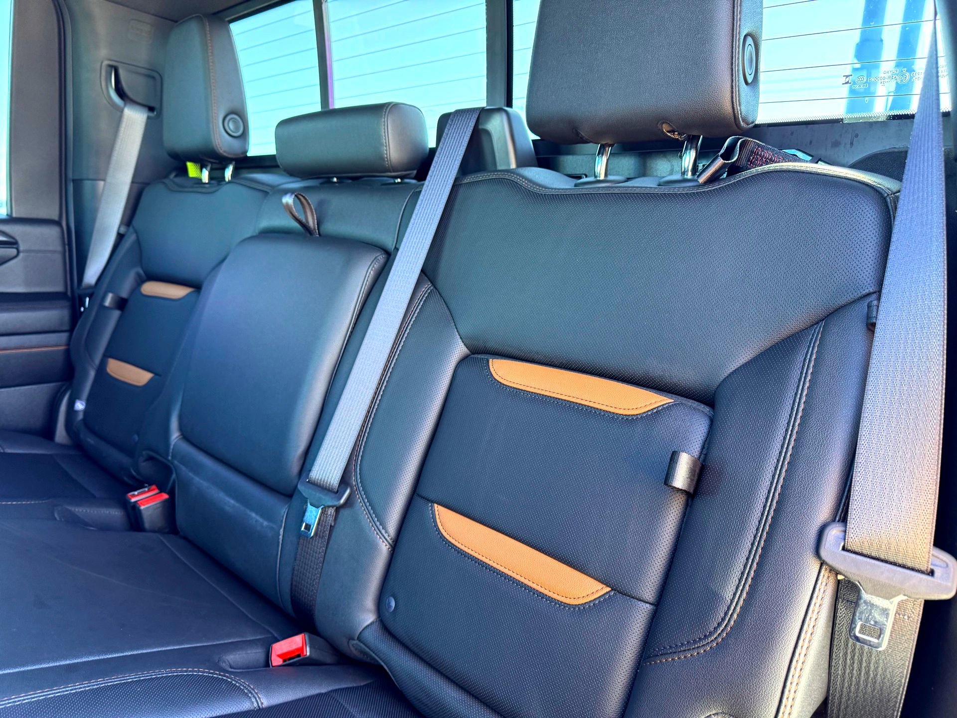 Used 2024 GMC Sierra 3500 AT4 w/ AT4 Premium Plus Package image 19