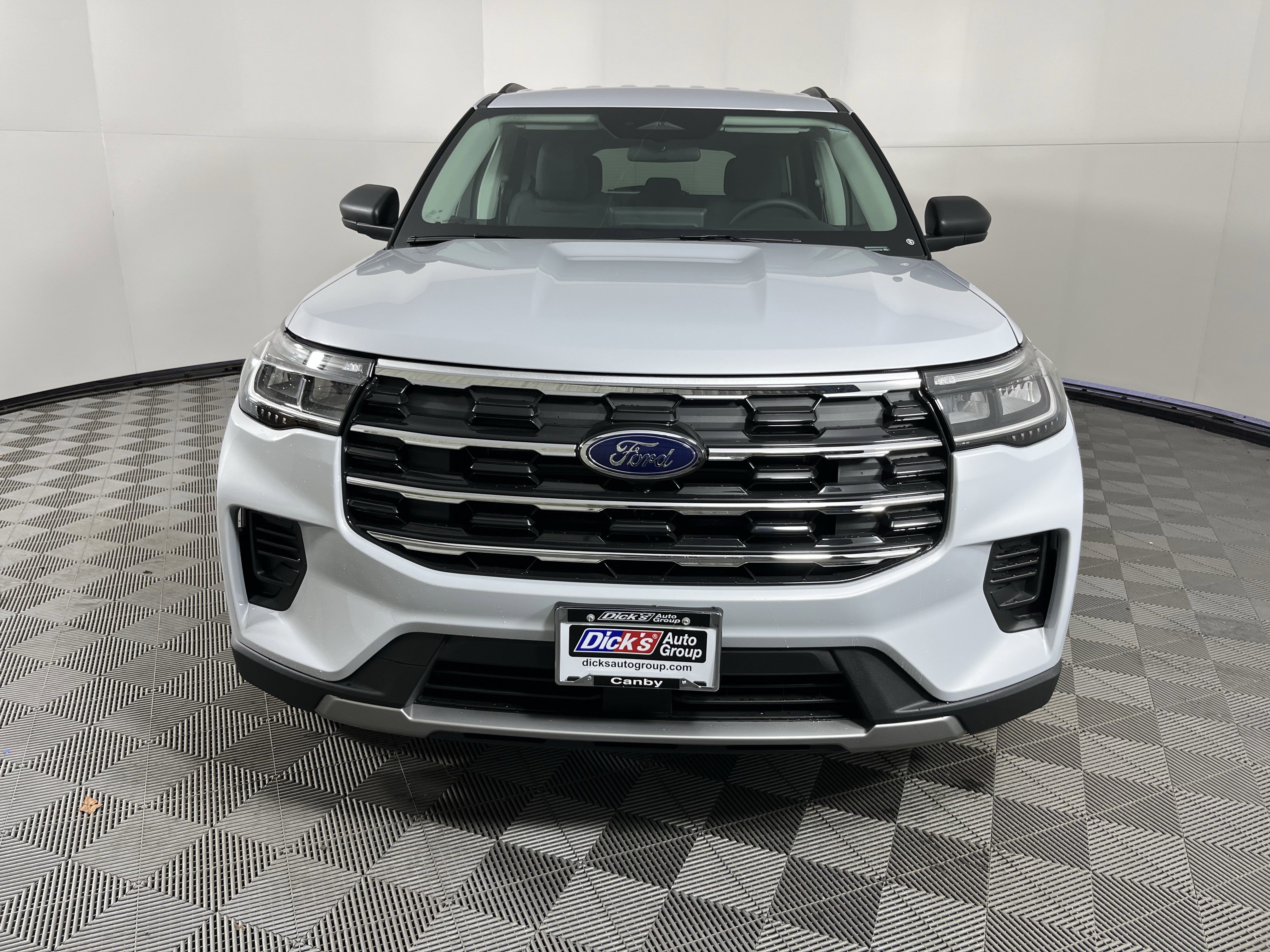 New 2026 Ford Explorer Active image 8