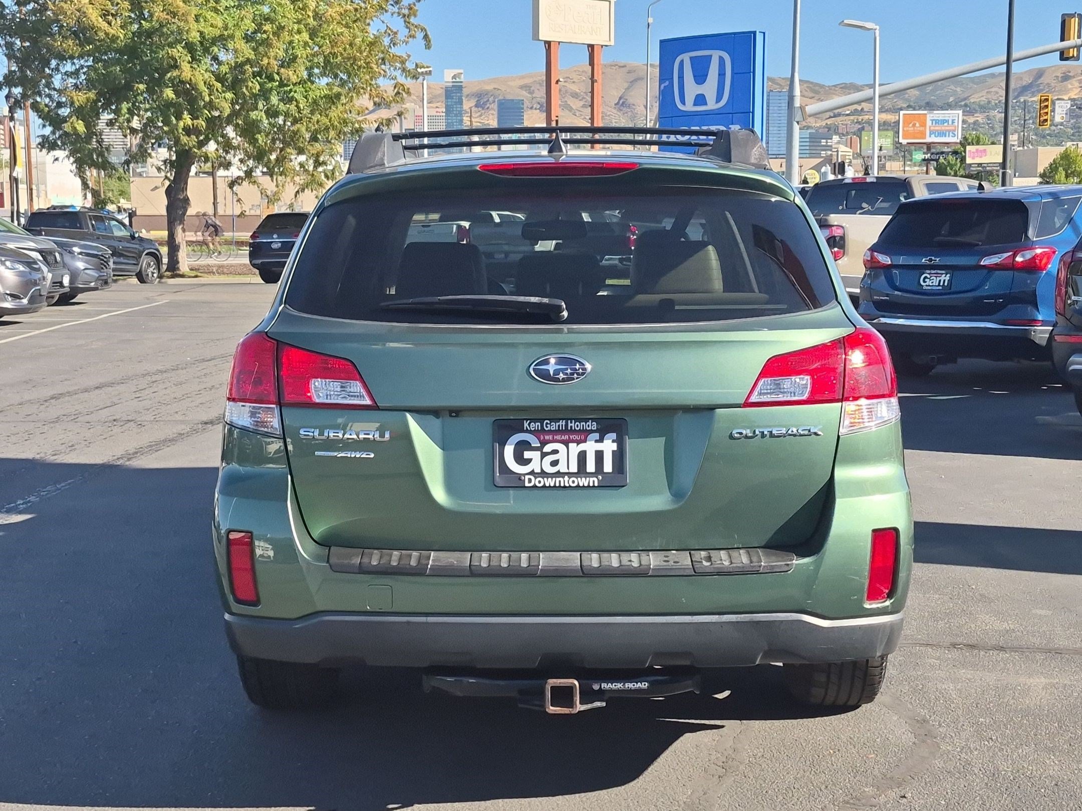 Used 2013 Subaru Outback 2.5i Limited AWD/4WD image 7