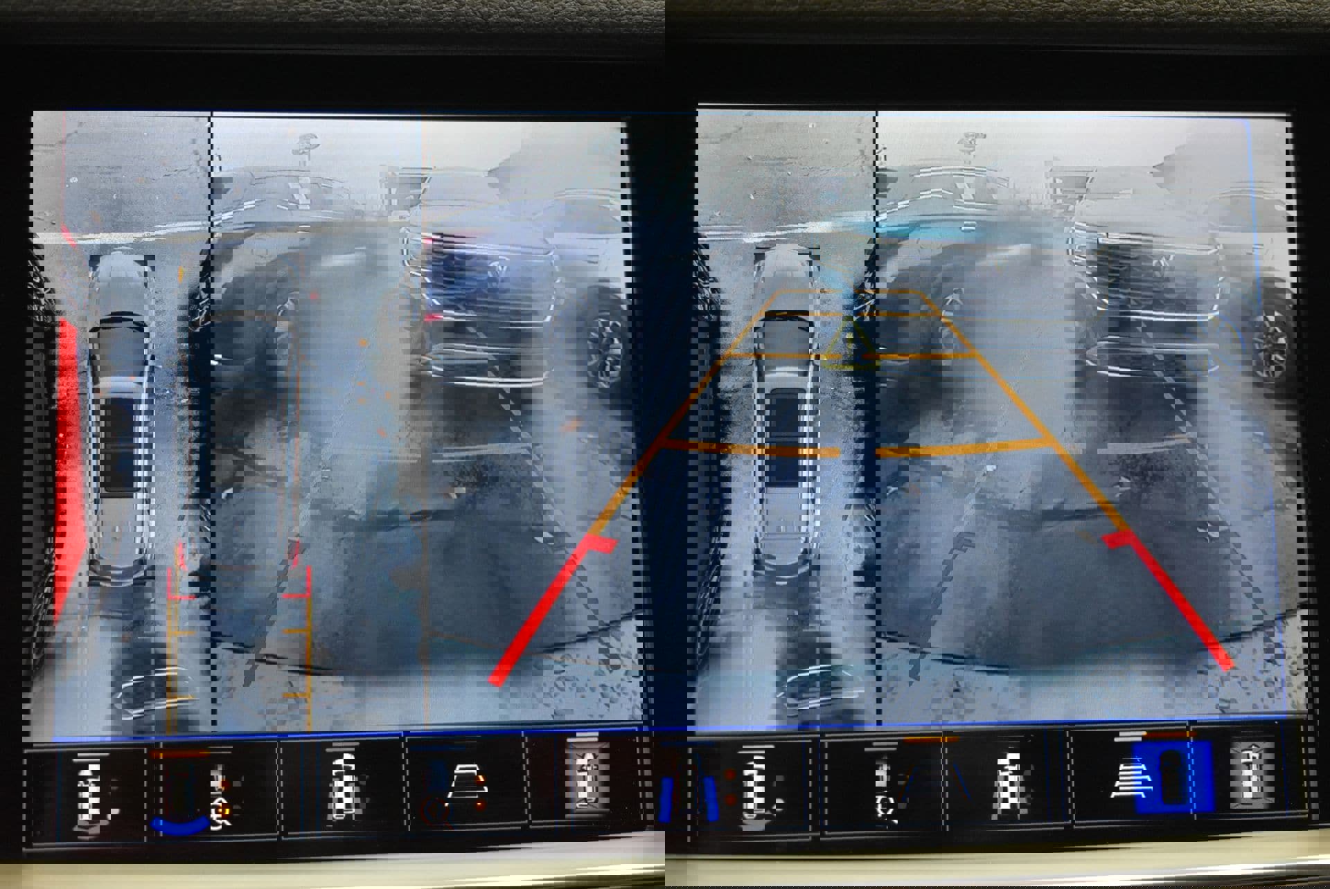 Used 2023 Cadillac XT5 Sportv w/ Technology Package image 27