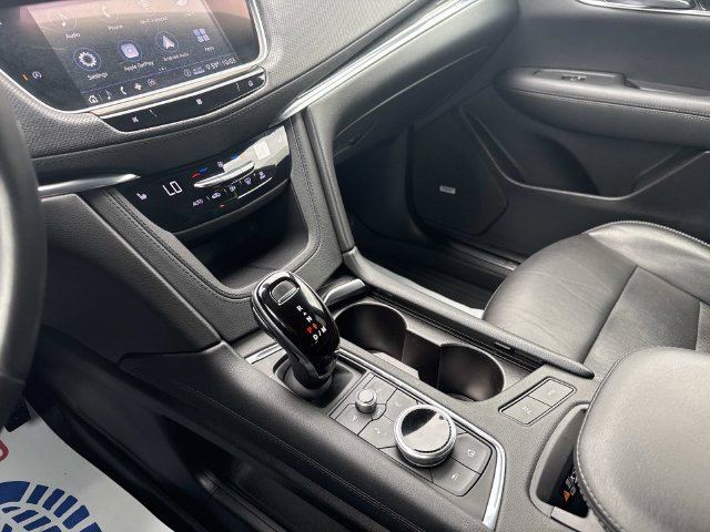 Used 2020 Cadillac XT5 Premium Luxury w/ LPO, Floor Liner Package AWD/4WD image 48