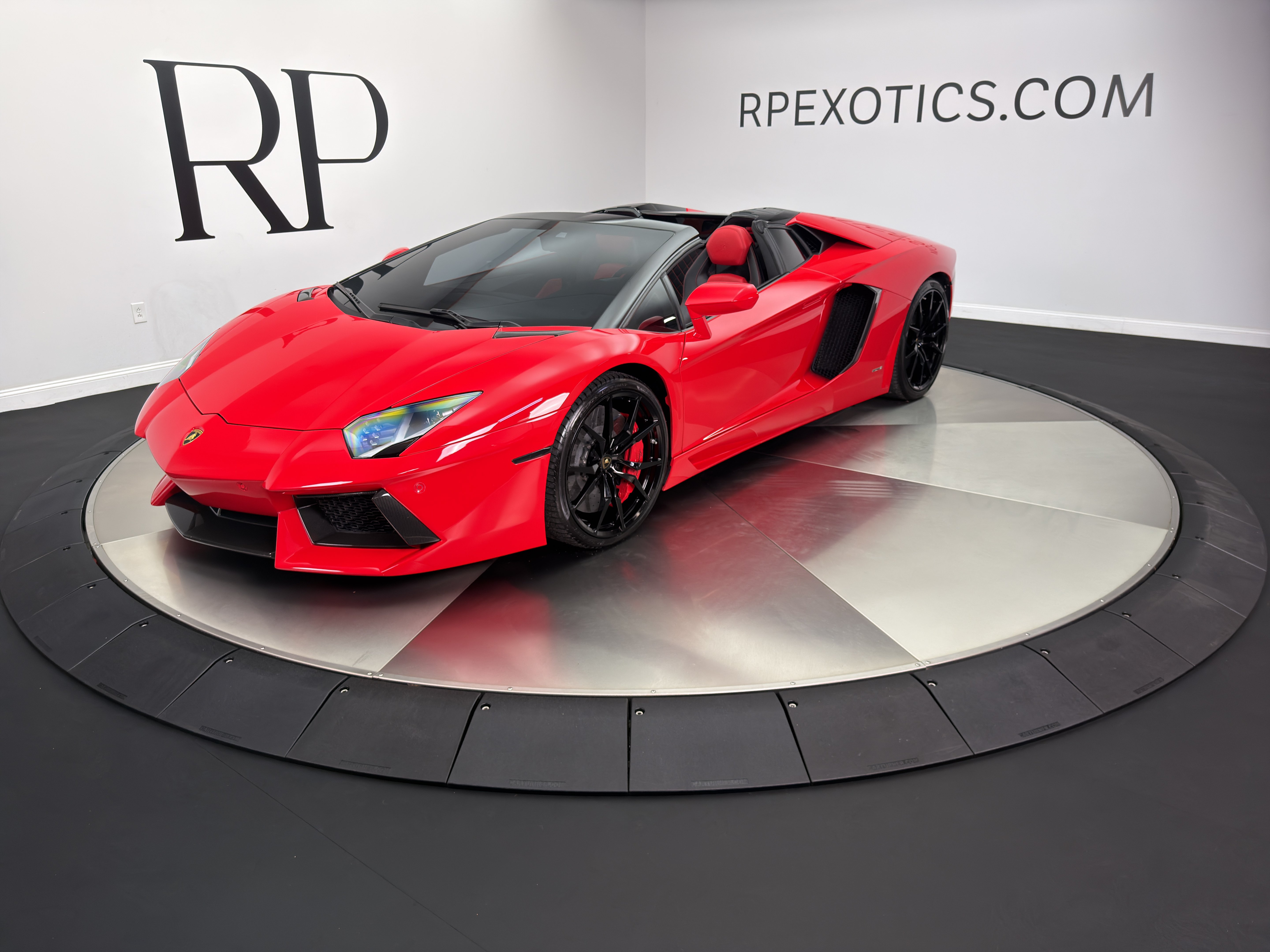 Used 2016 Lamborghini Aventador LP 700-4 AWD/4WD image 1