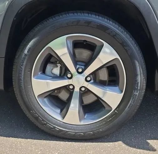 Used 2020 Jeep Cherokee Limited AWD/4WD image 54