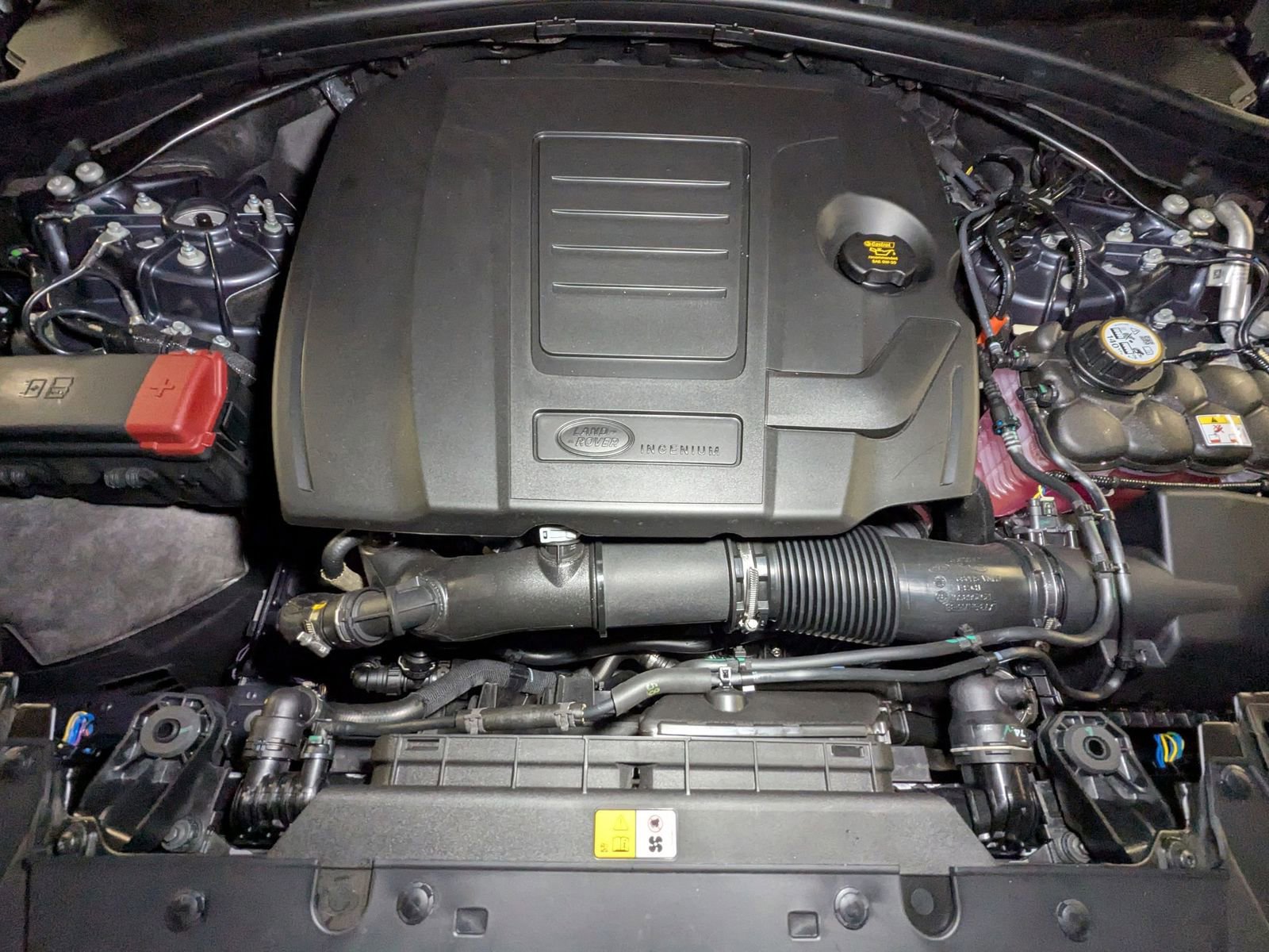 New 2026 Land Rover Range Rover Velar S image 18