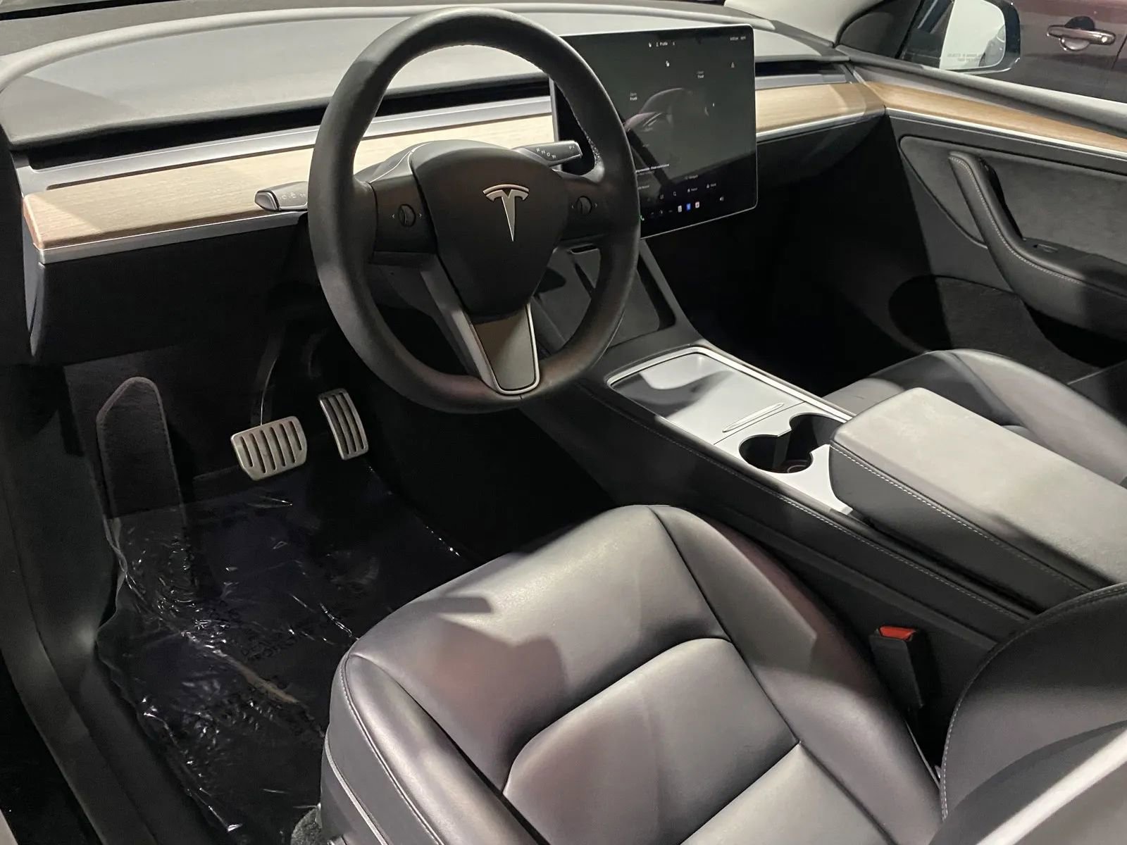 Used 2023 Tesla Model Y Performance image 10