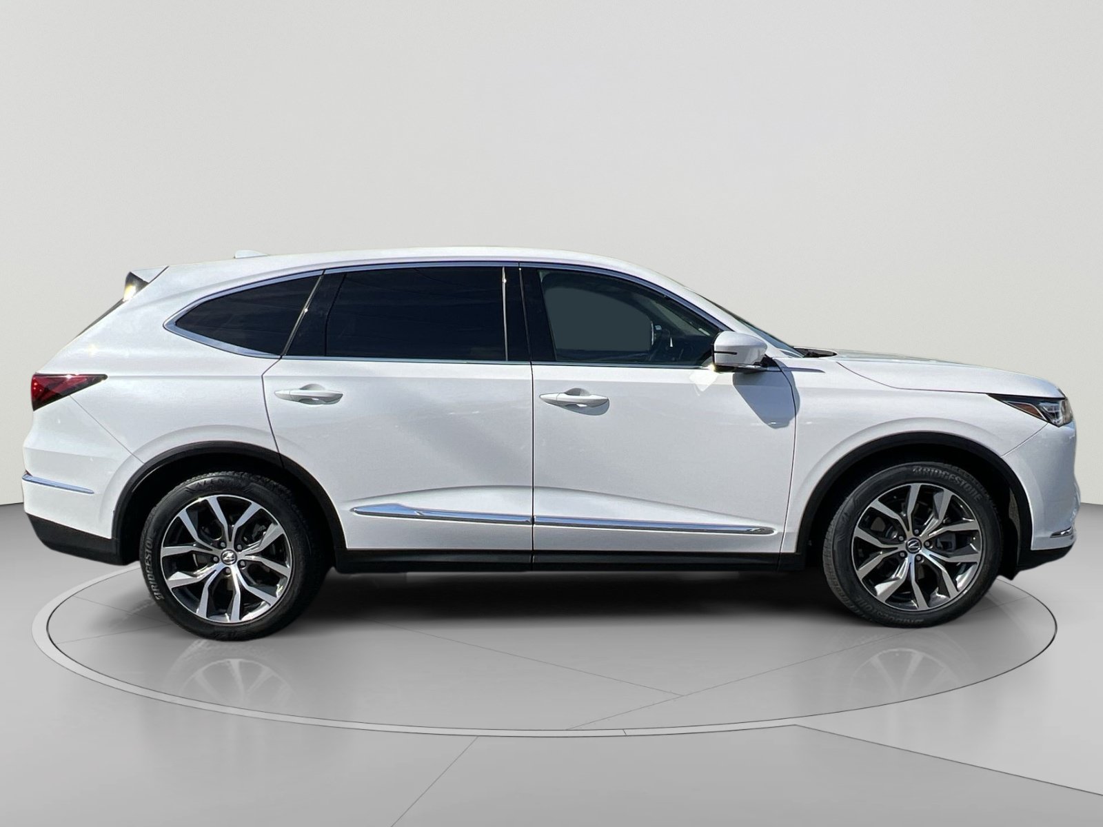 Certified 2024 Acura MDX w/ Technology Package FWD image 6