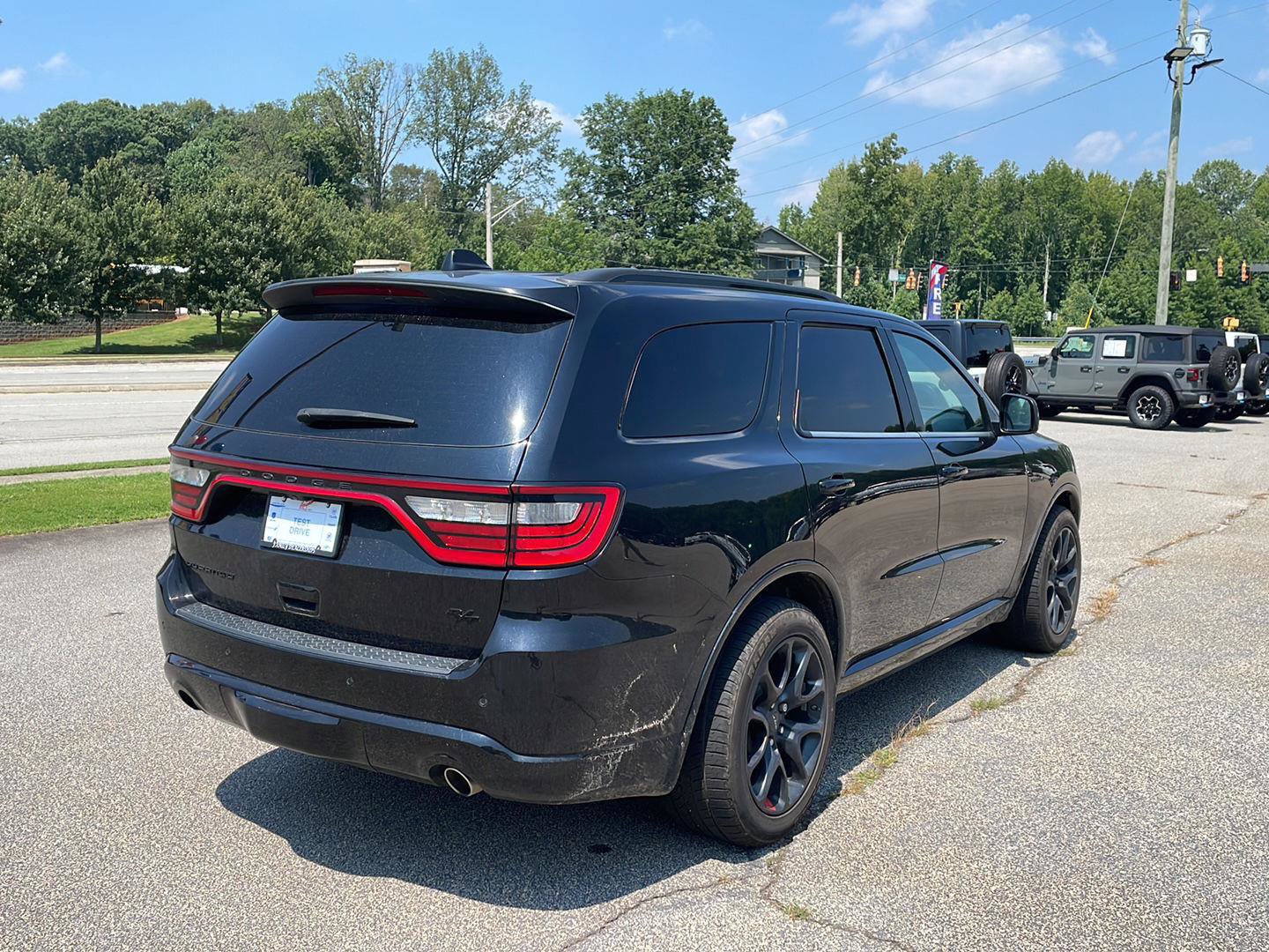 Used 2023 Dodge Durango R/T RWD image 3