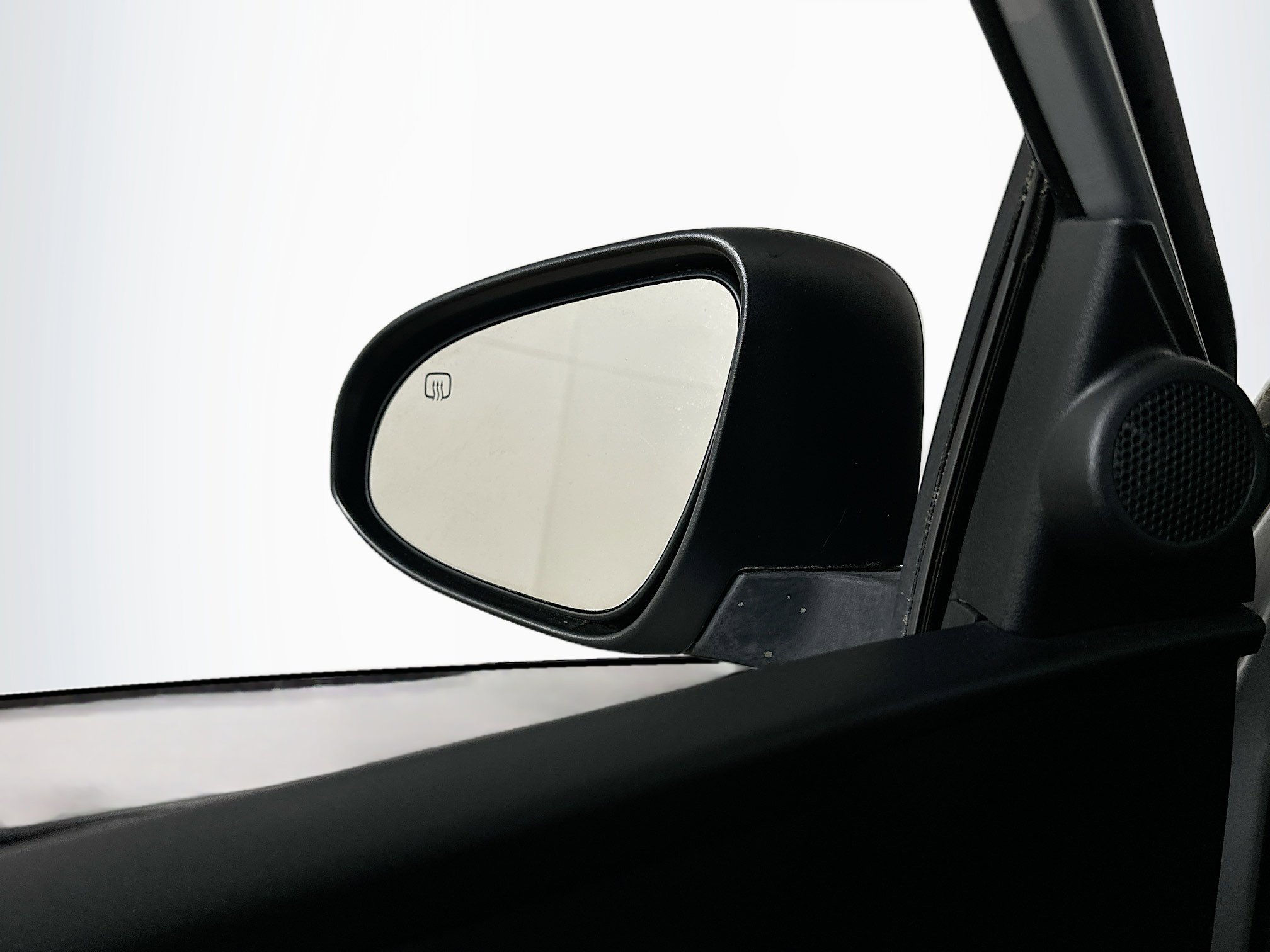 Used 2016 Toyota Corolla LE image 16