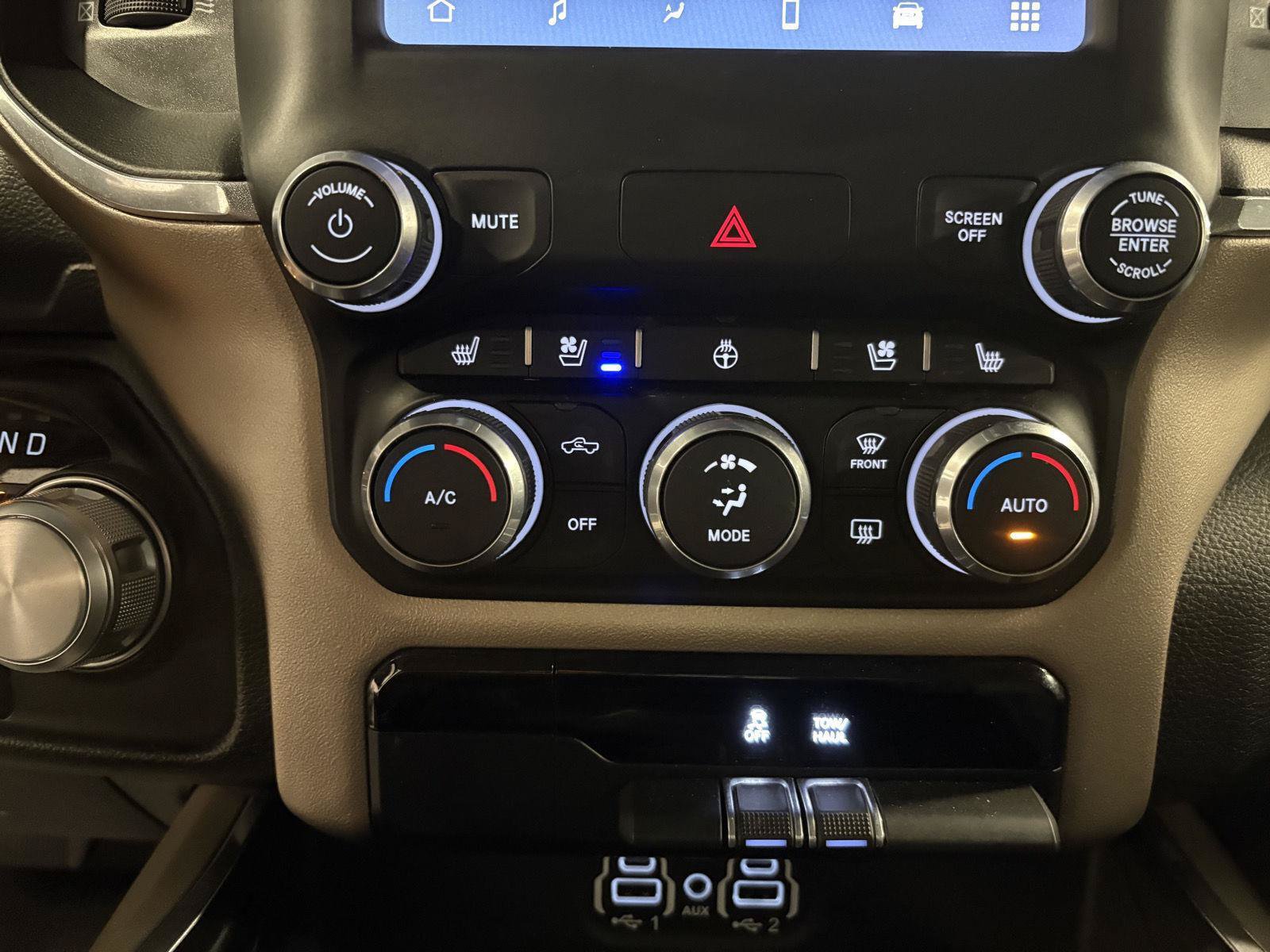 Used 2022 RAM 1500 Laramie AWD/4WD image 20