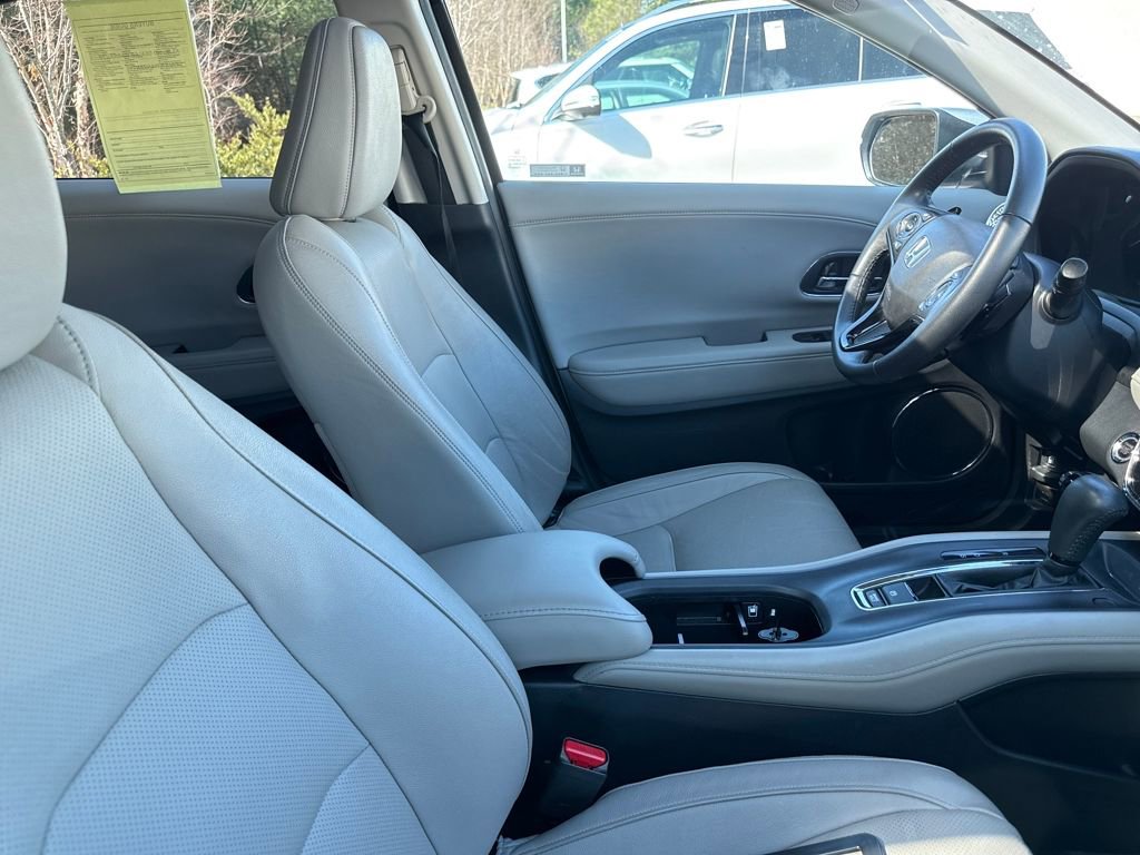 Used 2022 Honda HR-V EX-L image 11