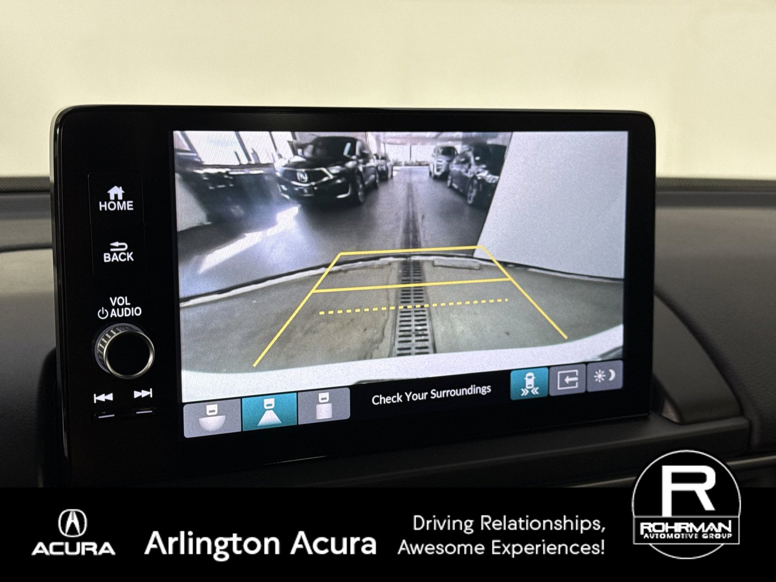 Used 2023 Honda Pilot Touring image 8