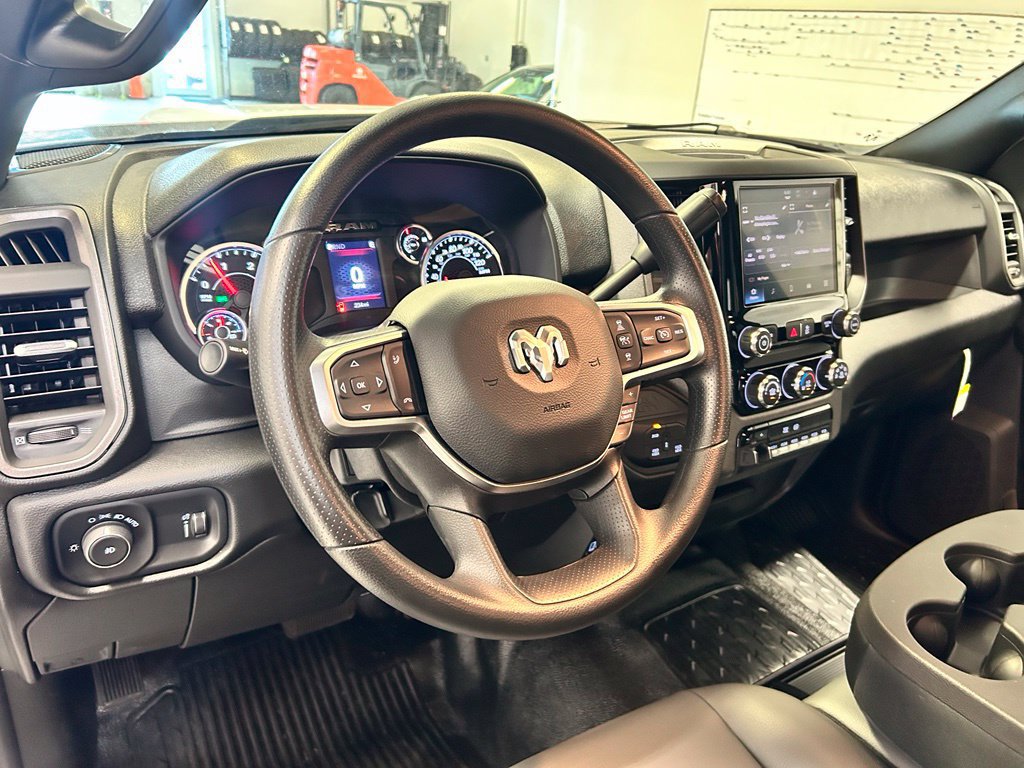New 2026 RAM 3500 Tradesman w/ Chrome Appearance Group A AWD/4WD image 5