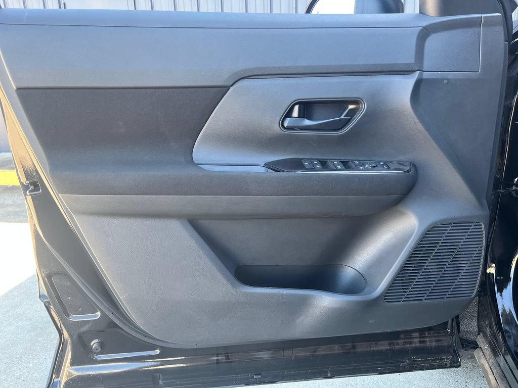 New 2026 Nissan Kicks S FWD image 11