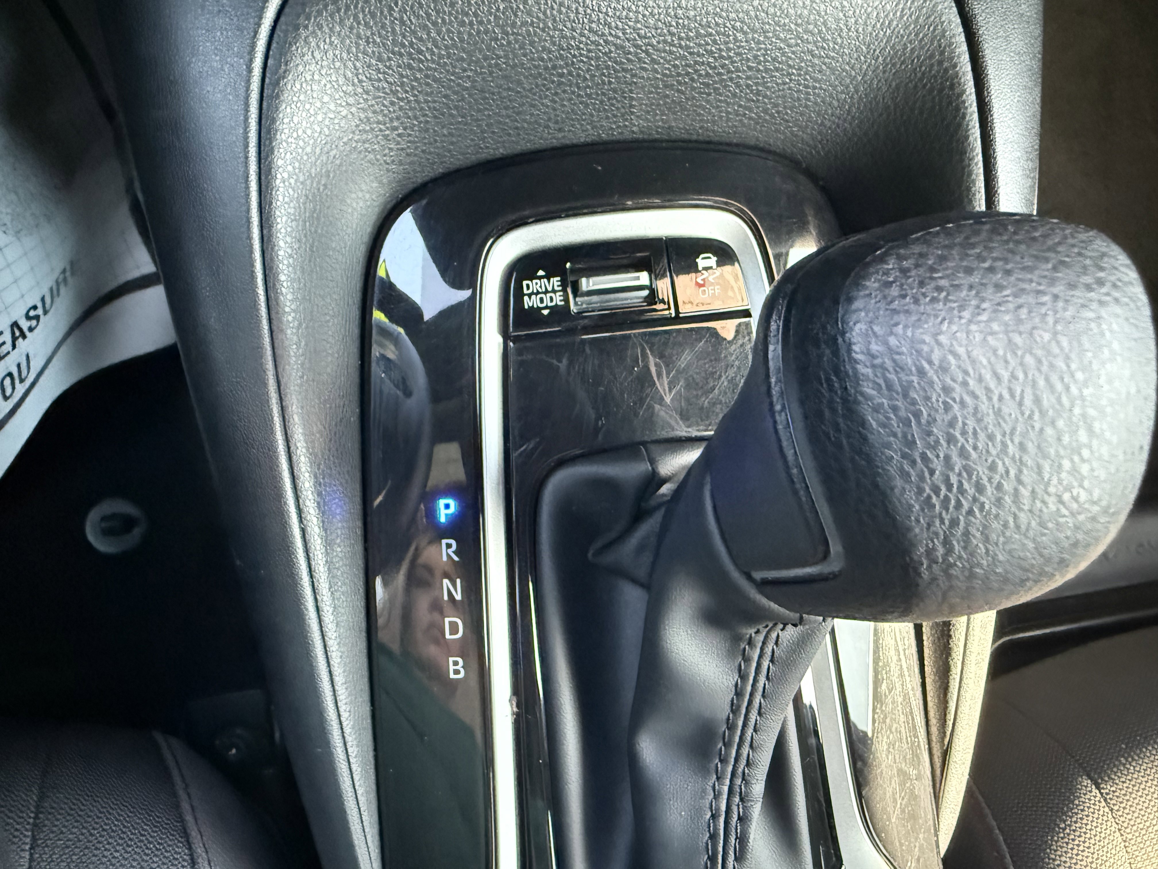 Certified 2024 Toyota Corolla SE FWD image 25