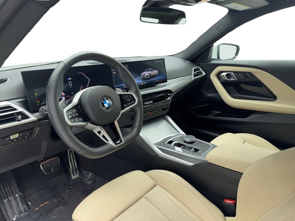 Used 2025 BMW 230i xDrive Coupe image 16
